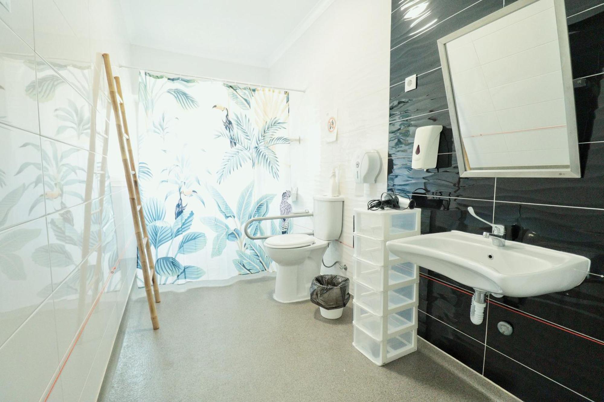 שטובל Hostel Jardins De Sao Luis מראה חיצוני תמונה