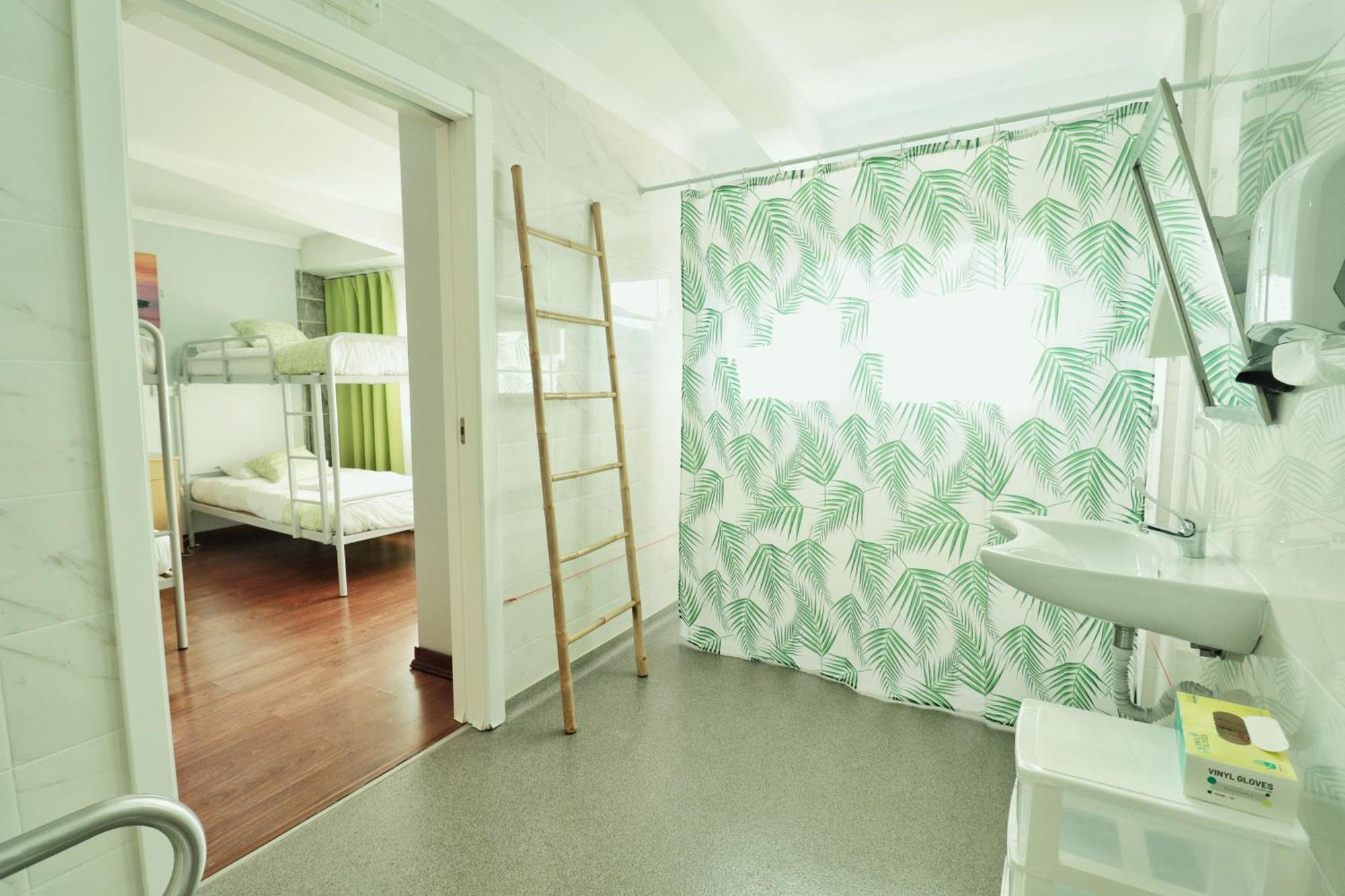 שטובל Hostel Jardins De Sao Luis מראה חיצוני תמונה