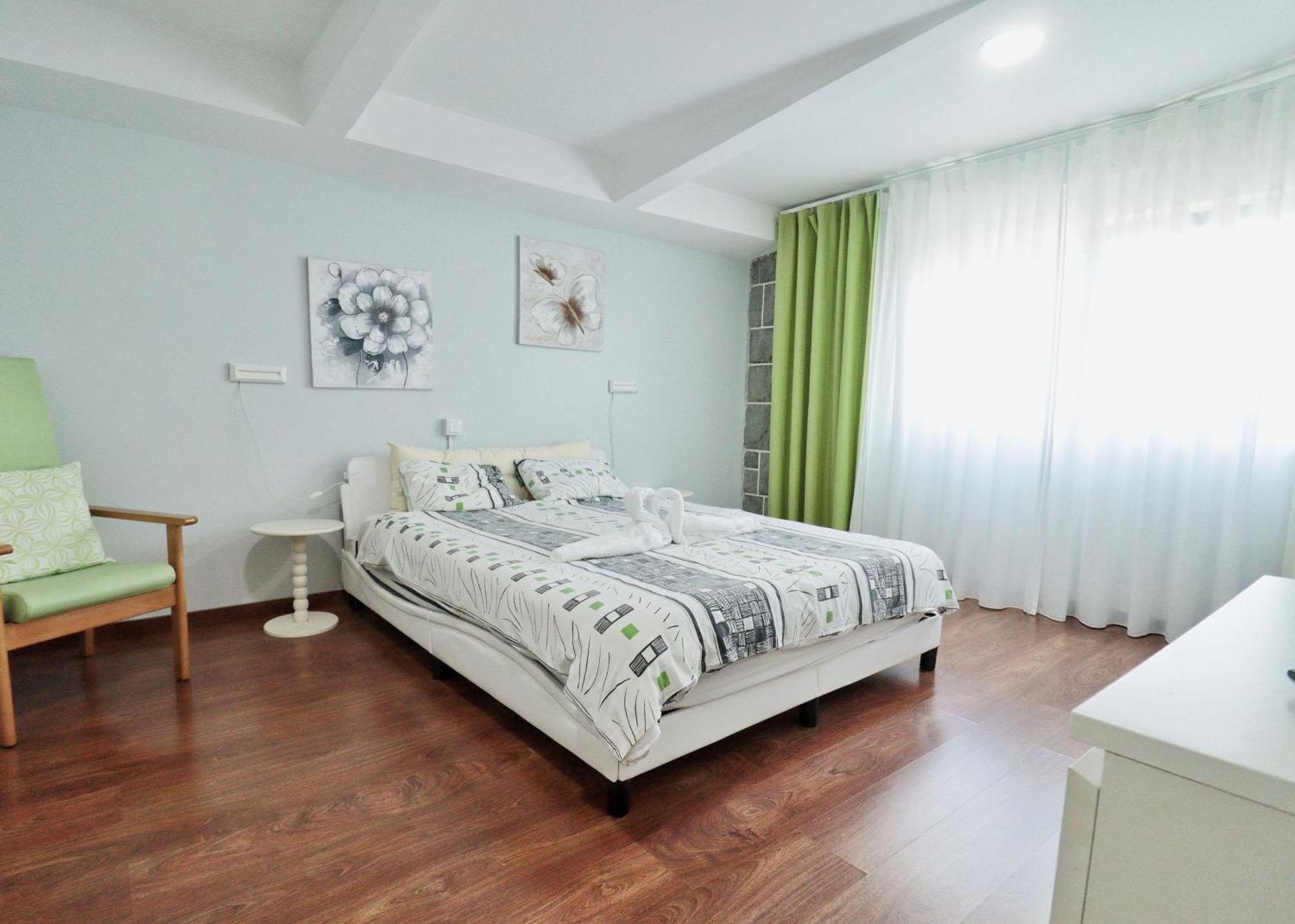 שטובל Hostel Jardins De Sao Luis מראה חיצוני תמונה